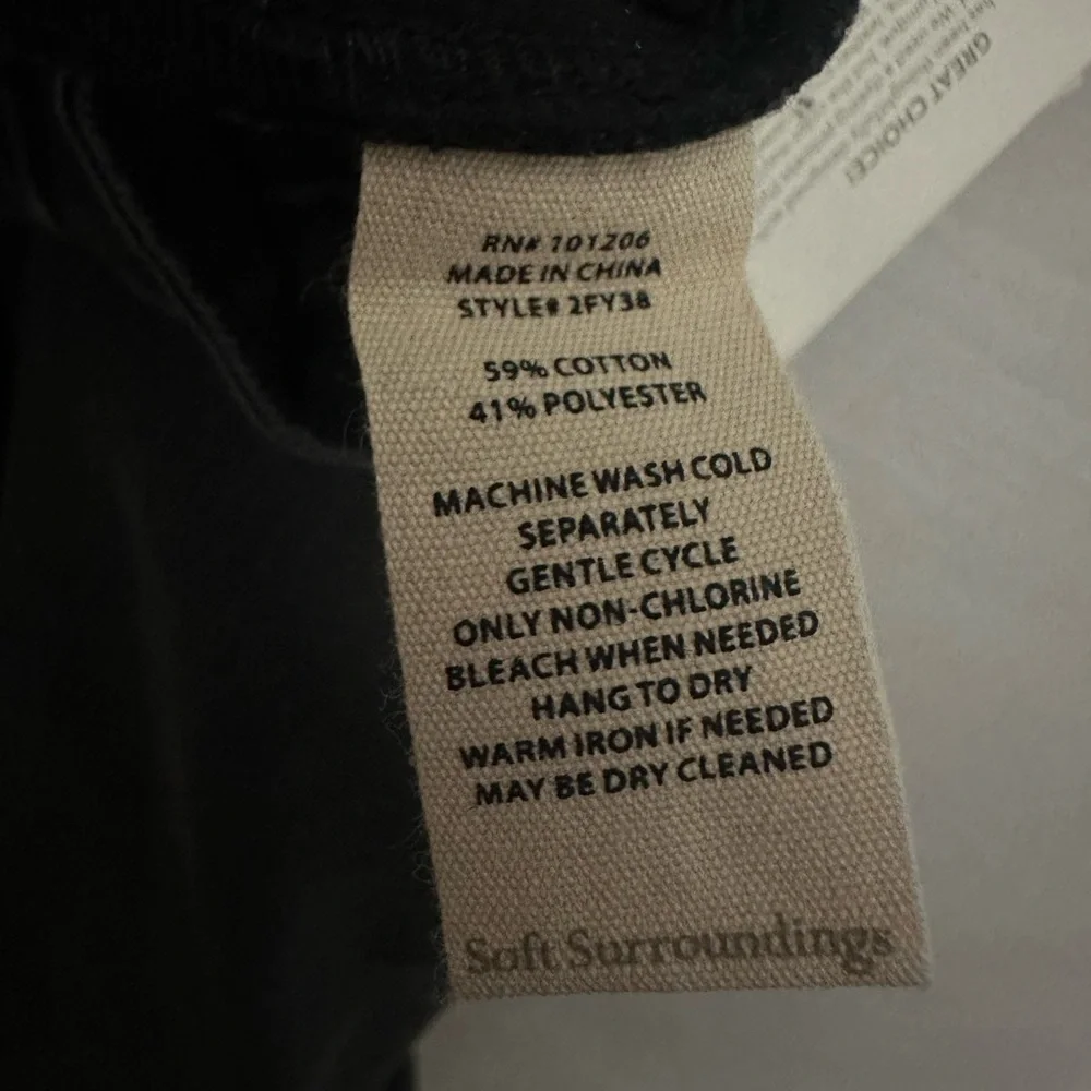 Soft Surroundings Ultimate Denim Fly Front Wide Leg Jeans Size 10 Black NWT